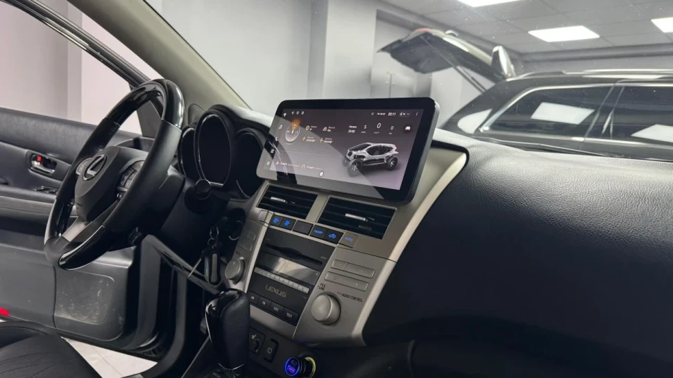 Штатная магнитола Teyes LUX ONE 4/64 Lexus RX300 RX330 RX350 RX400H (2003-2009) Тип-A